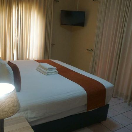 Bridgeville Guest House Gaborone Dış mekan fotoğraf