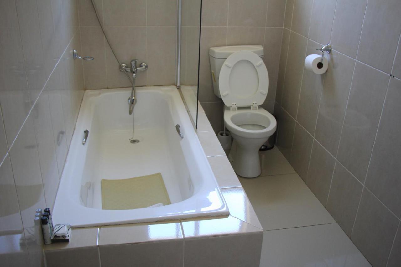 Bridgeville Guest House Gaborone Dış mekan fotoğraf
