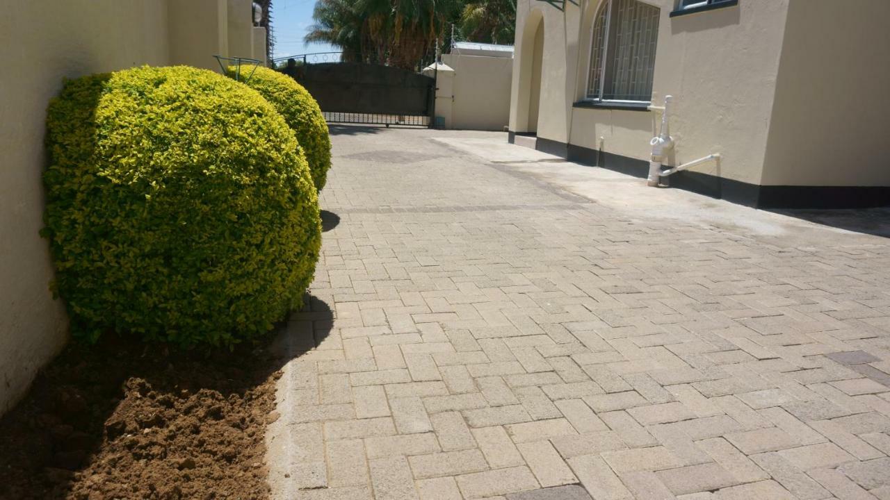 Bridgeville Guest House Gaborone Dış mekan fotoğraf