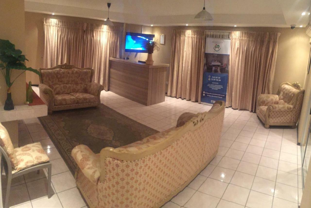 Bridgeville Guest House Gaborone Dış mekan fotoğraf